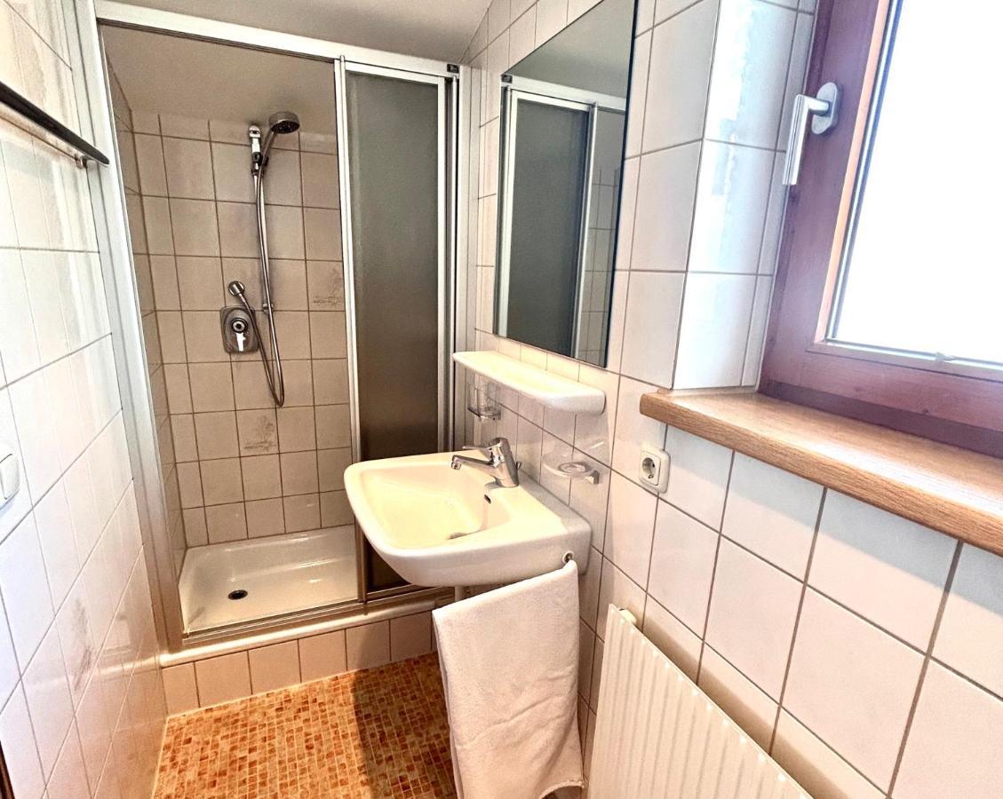 Haus Wallis By Stayfritz - Ski-In Ski-Out Zimmer 'Garni' Am Arlberg ワース エクステリア 写真
