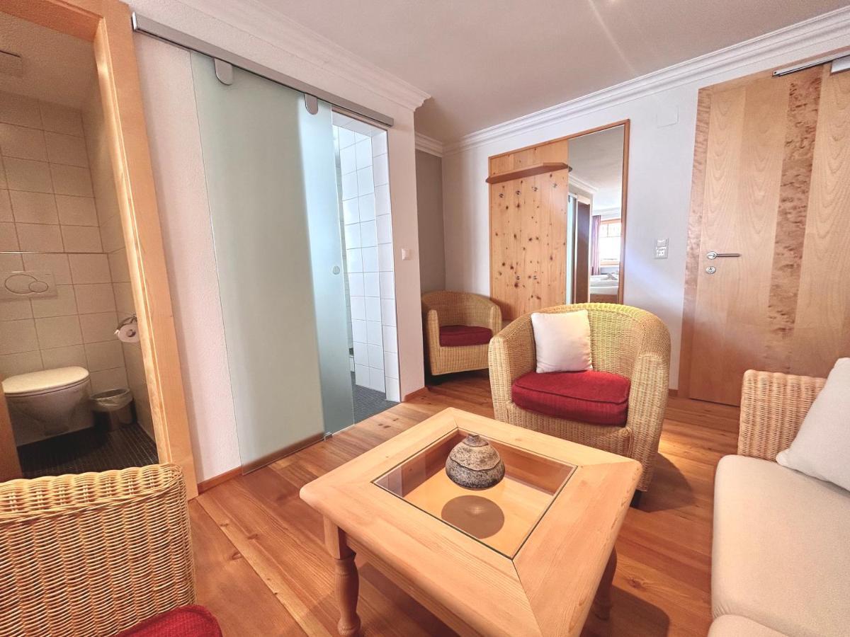 Haus Wallis By Stayfritz - Ski-In Ski-Out Zimmer 'Garni' Am Arlberg ワース エクステリア 写真