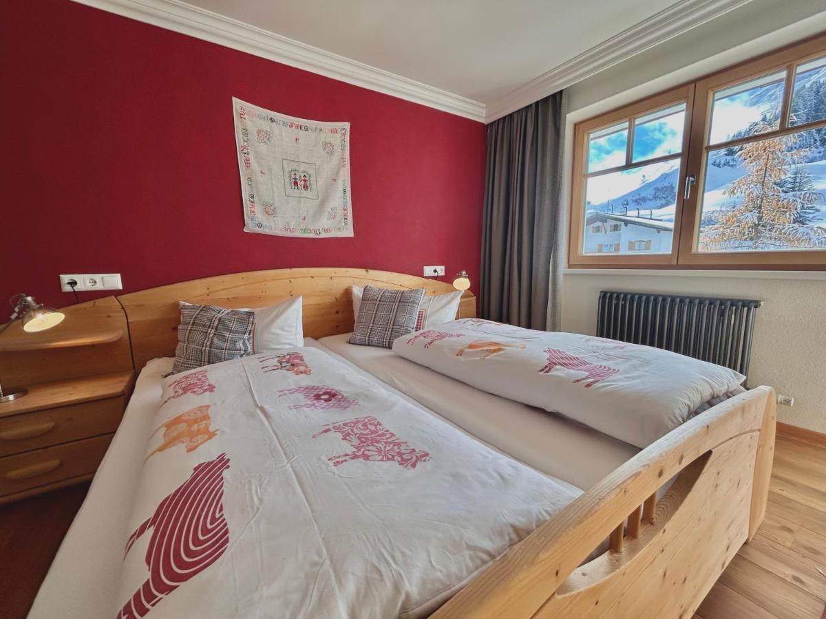 Haus Wallis By Stayfritz - Ski-In Ski-Out Zimmer 'Garni' Am Arlberg ワース エクステリア 写真